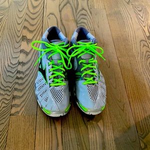 Mizuno wave tornado x